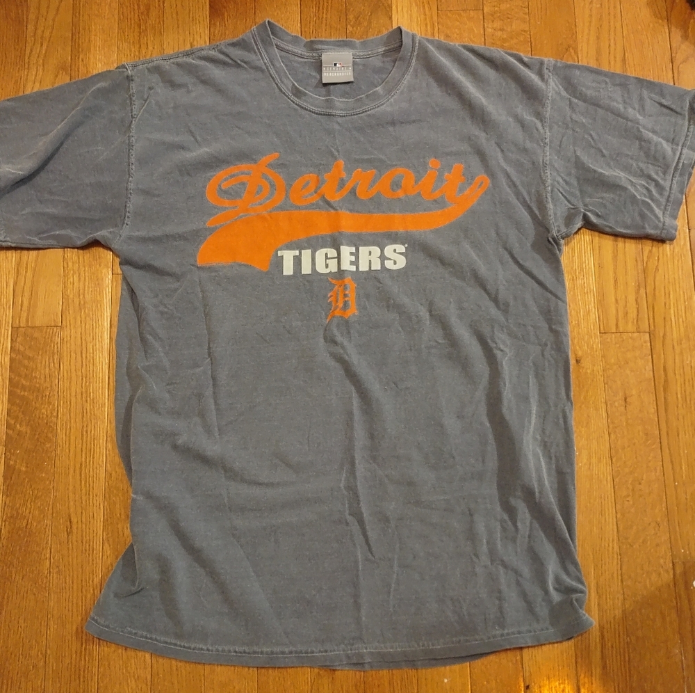 3 for $23 tops!! Genuine Merchandise Detroit Tigers Tee, Men's XL